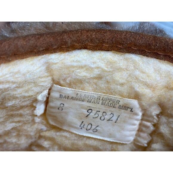 Vintage Shearling Fur Mukluk Boots Womens Size 8 Brown Suede Crepe Wedge Lace Up - Picture 4 of 10